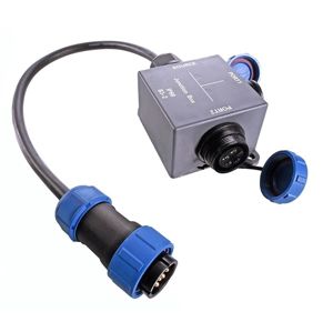 Light Impressions KapegoLED rozbočovač Weipu 2 výstup 5-pólový Kabelsystem 57 mm 940010